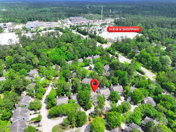 $2,900 | 30 Butterfly Branch Place, The Woodlands, TX 77382