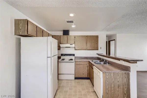 $1,100 | 1843 Cosmic Drive, Unit 268, Las Vegas, NV 89115