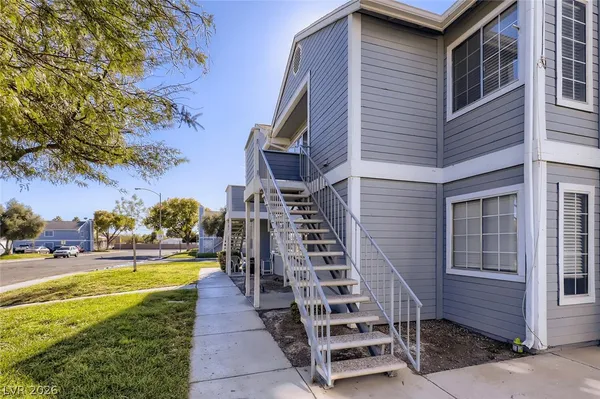 $1,100 | 1843 Cosmic Drive, Unit 268, Las Vegas, NV 89115
