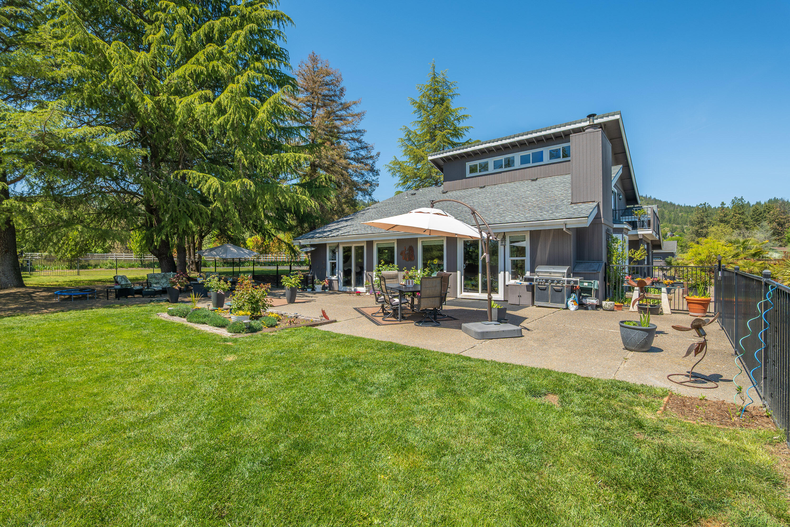 3715 Livingston Road Central Point, OR 97502 - Photo 44 of 67 Gallery Image 44