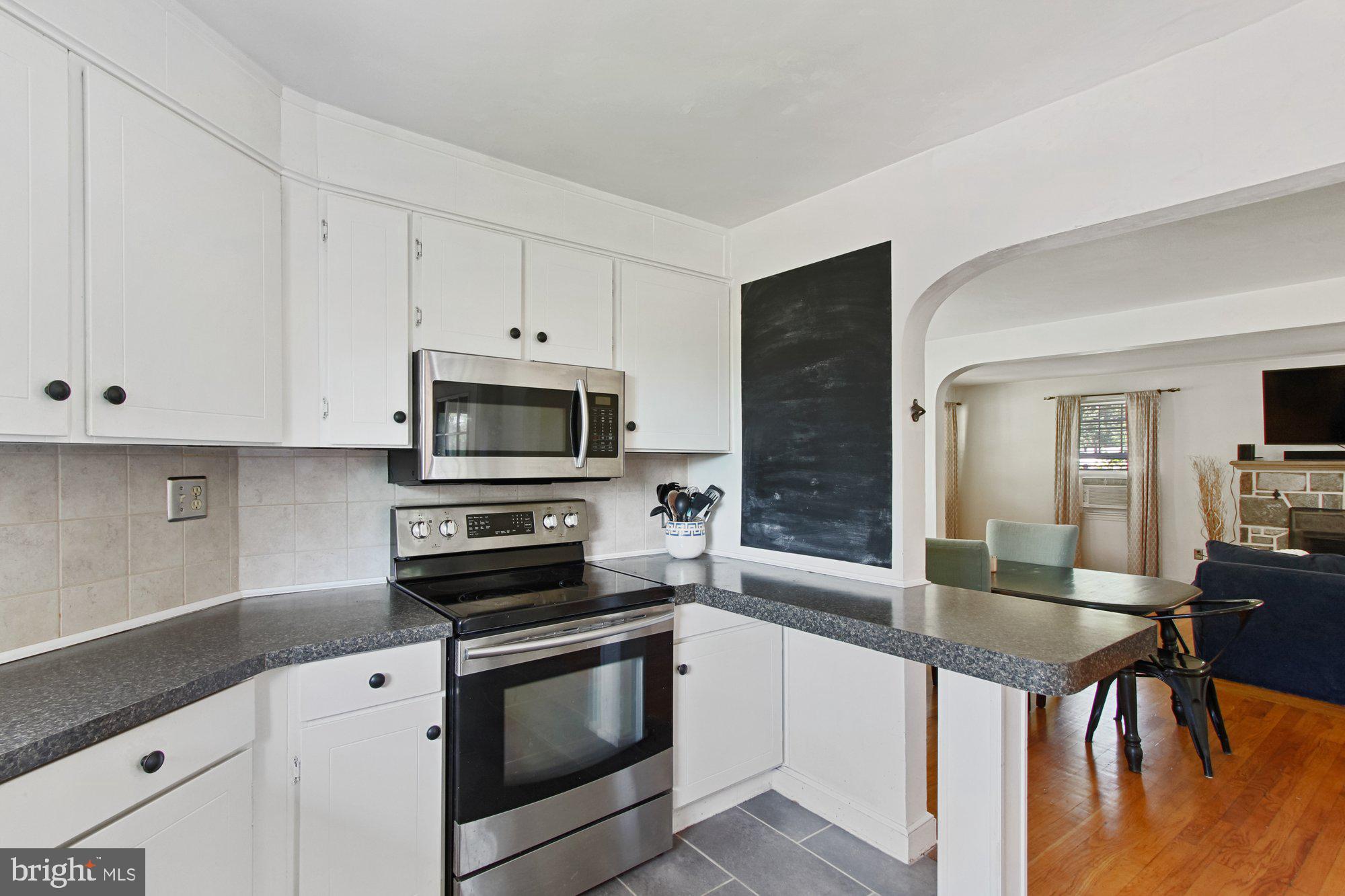 406 Corbin Road York, PA 17403 - Photo 9 of 25