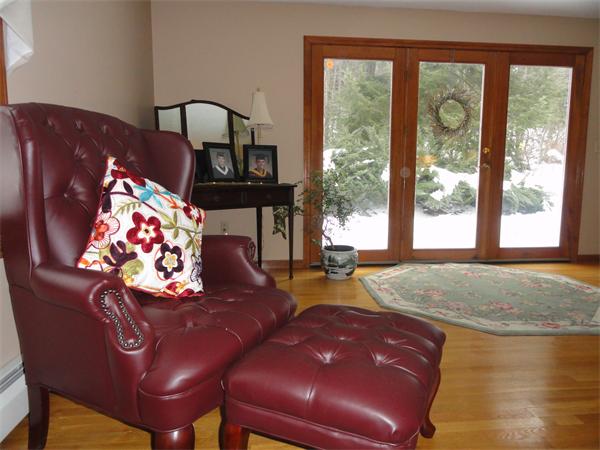 7 Lord Lane Rutland, MA 01543 - Photo 7 of 28 a living room with furniture and a large window