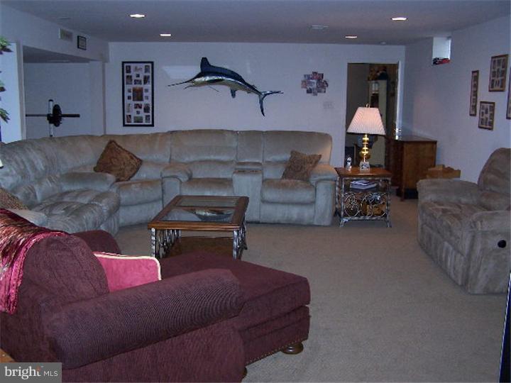 116 Somerfield Road Woolwich Township, NJ 08085 - Photo 19 of 25 Basement - Finished