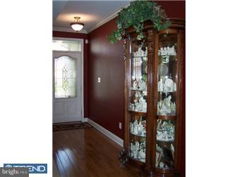 116 Somerfield Road Woolwich Township, NJ 08085 - Photo 3 of 25 Foyer