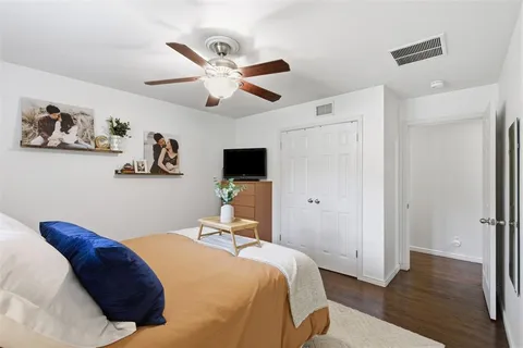 $412,000 | 3241 Lockmoor Lane, Dallas, TX 75220
