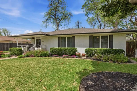 $412,000 | 3241 Lockmoor Lane, Dallas, TX 75220