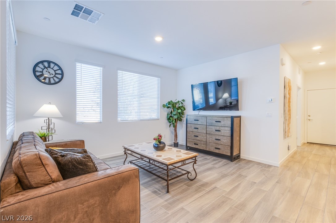 145 Aqua Commons Lane Henderson, NV 89015 - Photo 13 of 20