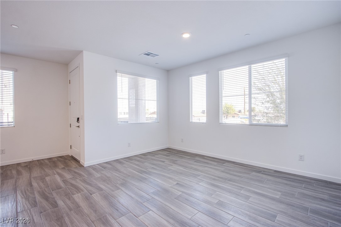 145 Aqua Commons Lane Henderson, NV 89015 - Photo 6 of 28