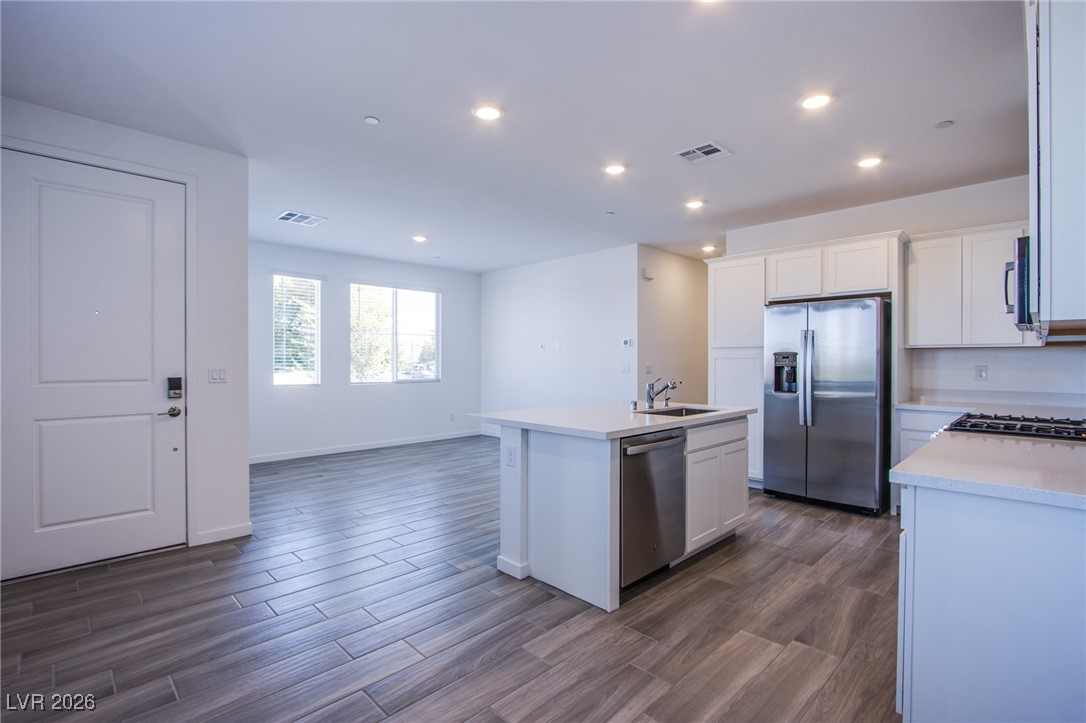 145 Aqua Commons Lane Henderson, NV 89015 - Photo 9 of 28