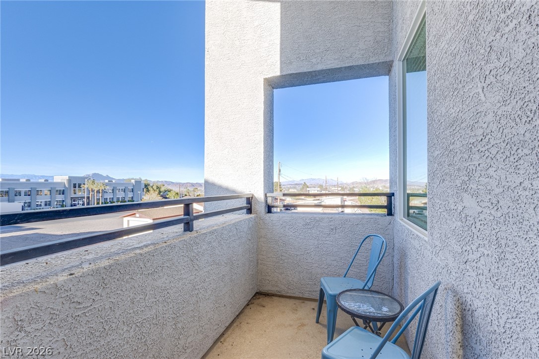 145 Aqua Commons Lane Henderson, NV 89015 - Photo 10 of 20