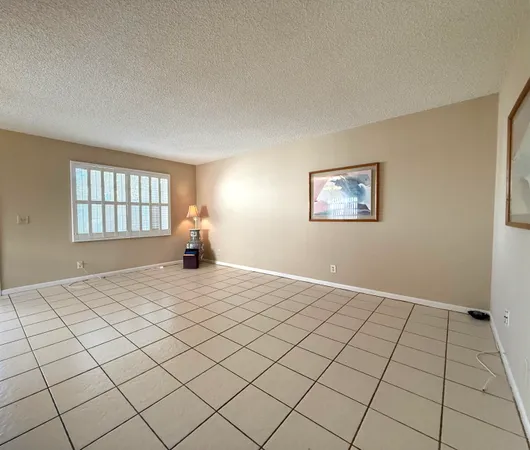 $1,475 | 894 Flanders South, Delray Beach, FL 33484