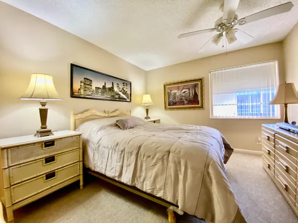 $1,475 | 894 Flanders South, Delray Beach, FL 33484
