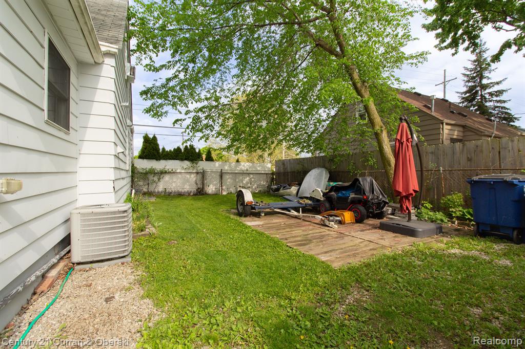 7627 Inkster Road Westland, MI 48185 - Photo 20 of 24