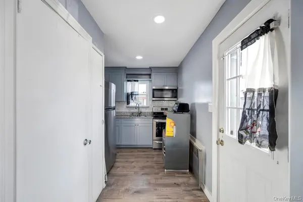 $399,999 | 1333 5th Avenue, Bay Shore, NY 11706