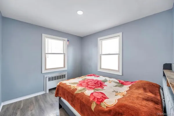 $399,999 | 1333 5th Avenue, Bay Shore, NY 11706