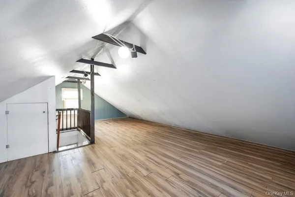 $399,999 | 1333 5th Avenue, Bay Shore, NY 11706