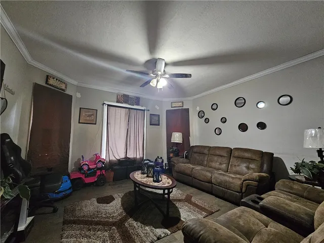 $79,900 | 634 Pennsylvania Avenue, Elmira, NY 14904