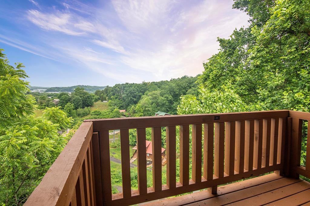 533 Hideaway Ridge Circle Sevierville, TN 37862 - Photo 26 of 43
