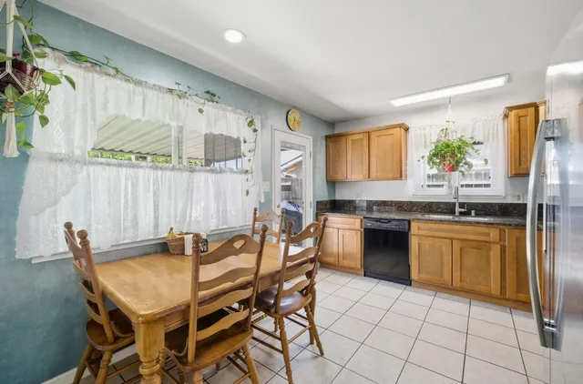 $399,000 | 4218 Cortright Way, North Highlands, CA 95660