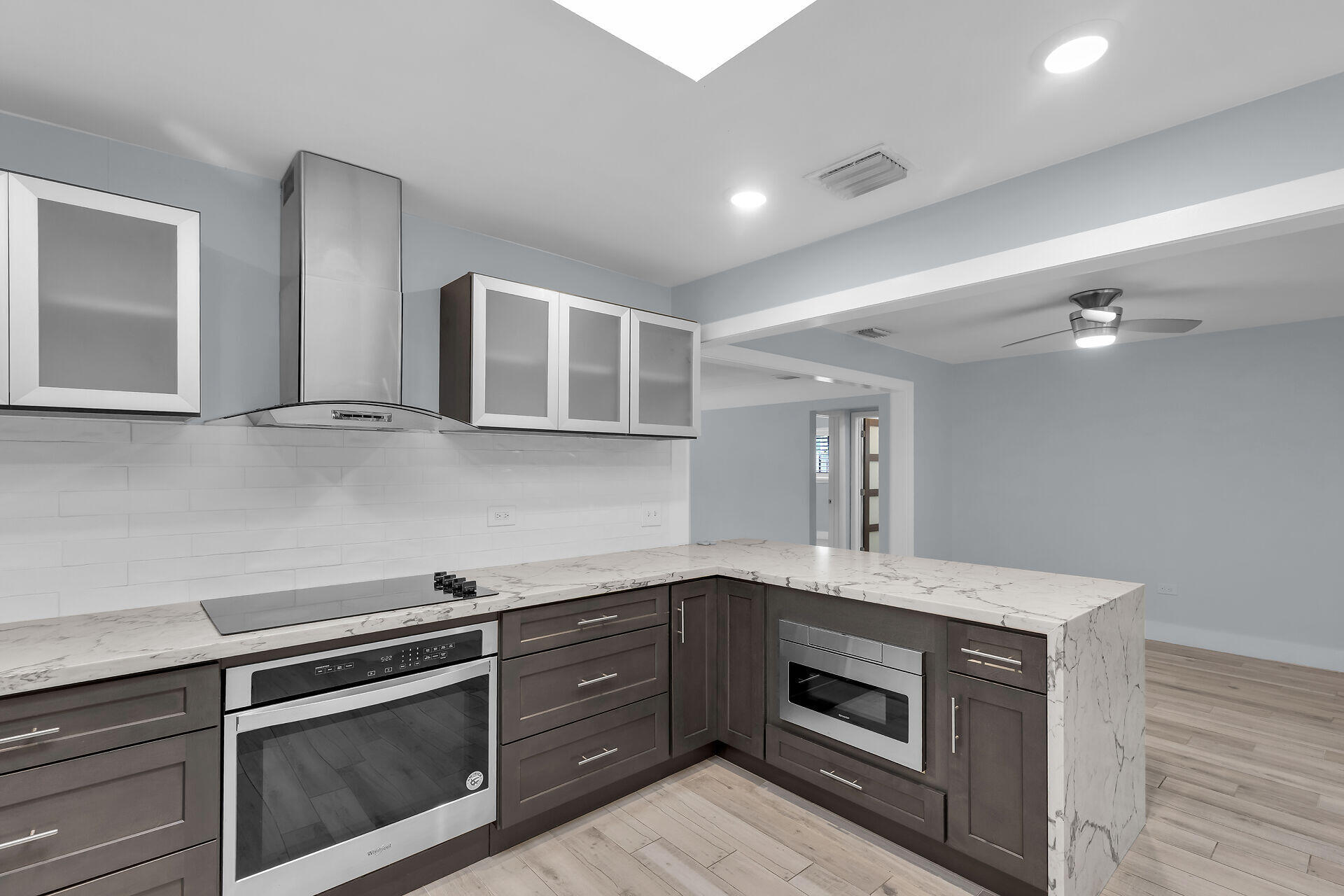 535 Plante Street Key Largo, FL 33037 - Photo 18 of 47 a kitchen with sink and cabinets