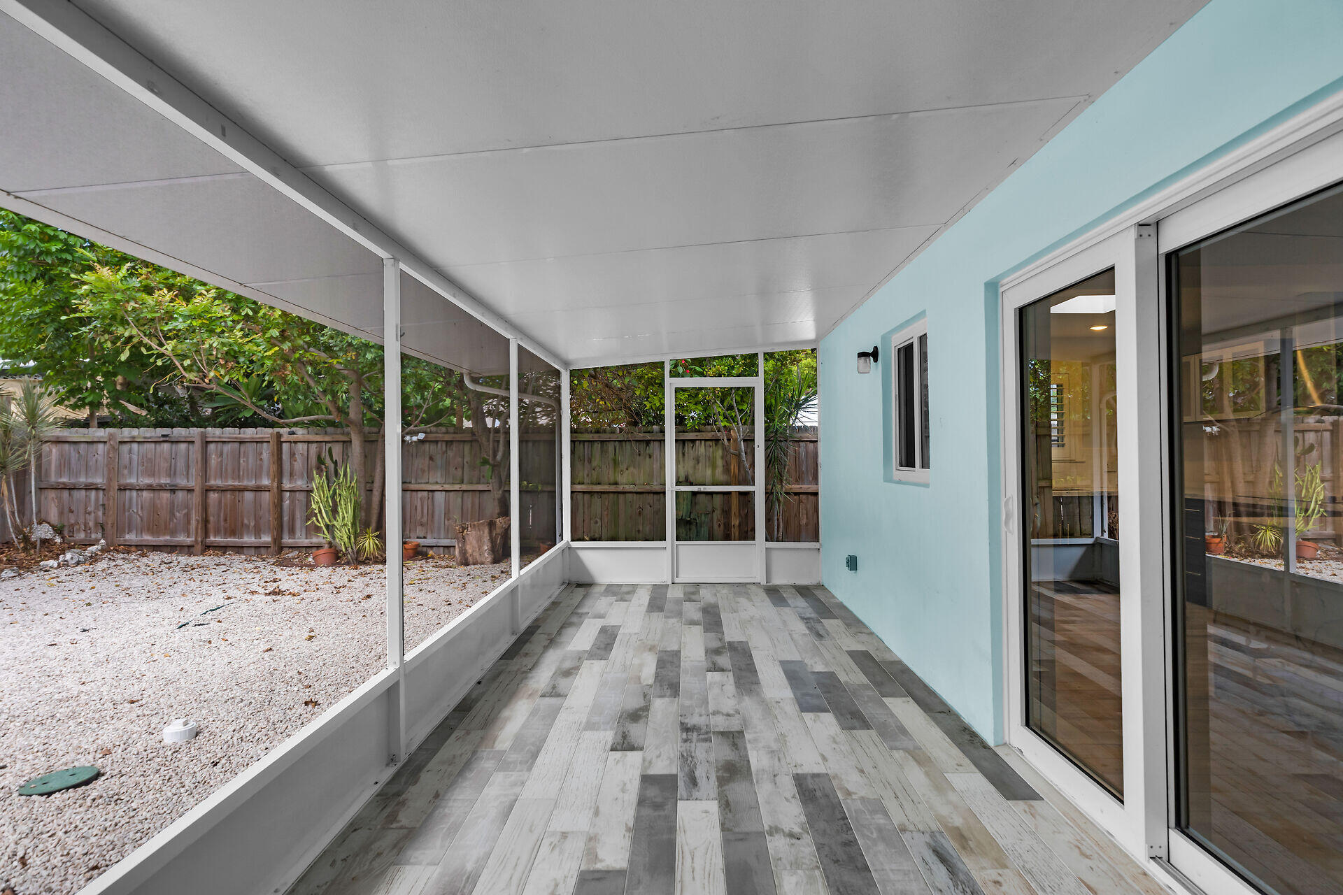 535 Plante Street Key Largo, FL 33037 - Photo 20 of 47 a view of backyard with green space