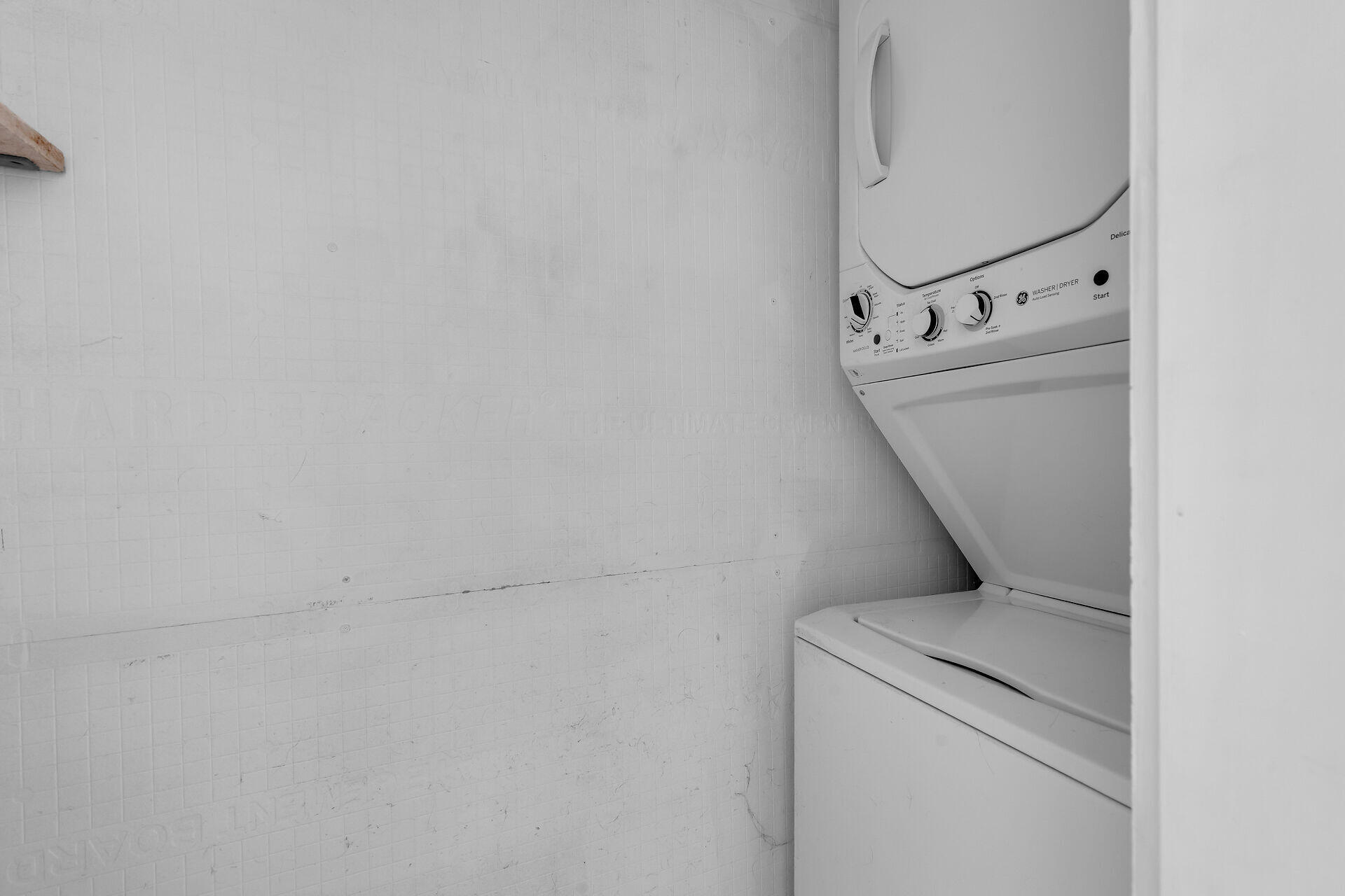 535 Plante Street Key Largo, FL 33037 - Photo 21 of 47 a utility room with dryer and washer