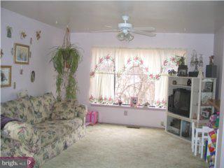 9315 Neil Road, Unit B Philadelphia, PA 19115 - Photo 2 of 6 Gallery Image 2