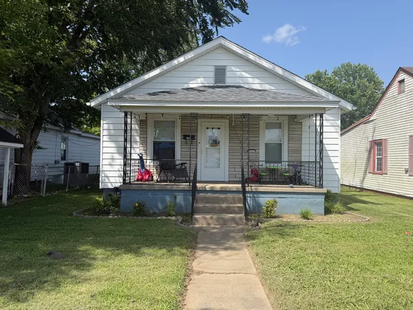 $170,000 | 409 East 11th Street, Metropolis, IL 62960
