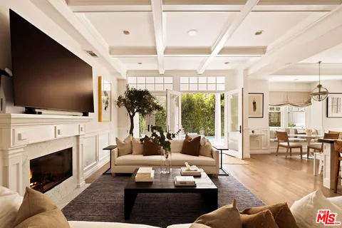 $5,995,000 | 867 Wellesley Avenue, Los Angeles, CA 90049