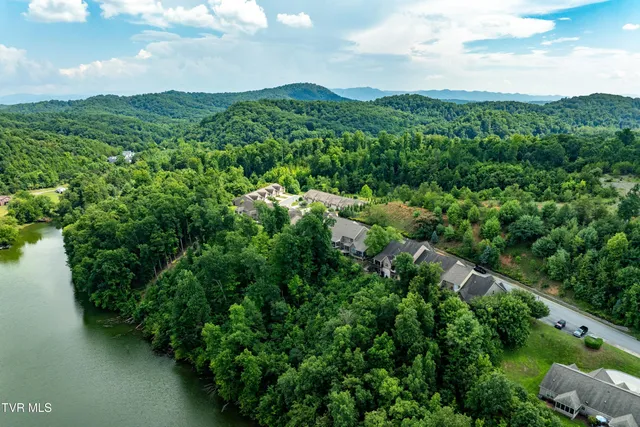 $475,000 | 321 Coldwater Drive, Unit 321, Johnson City, TN 37601