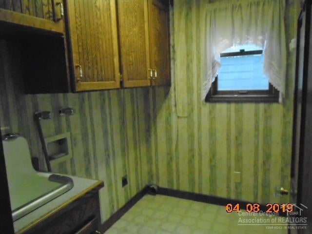 63554 Overtree Road Bend, OR 97701 - Photo 11 of 25 Gallery Image 11