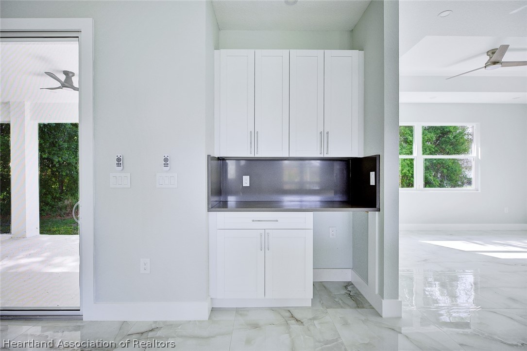 2011 West Falcon Road Avon Park, FL 33825 - Photo 13 of 40