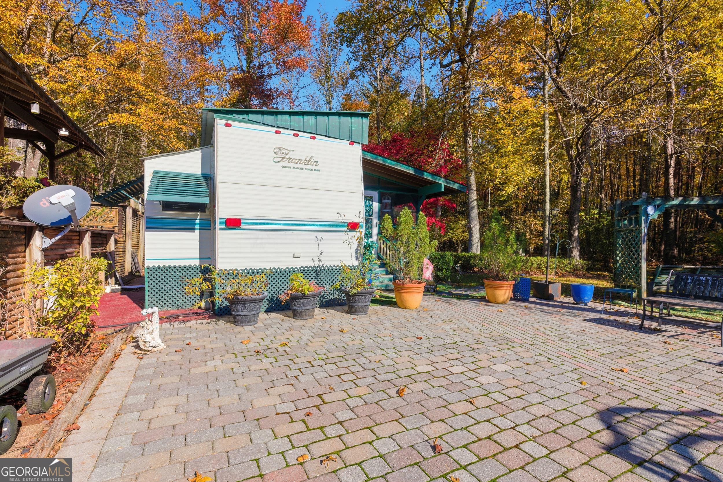 105 Holiday Loop Cleveland, GA 30528 - Photo 17 of 41 an outdoor space with patio