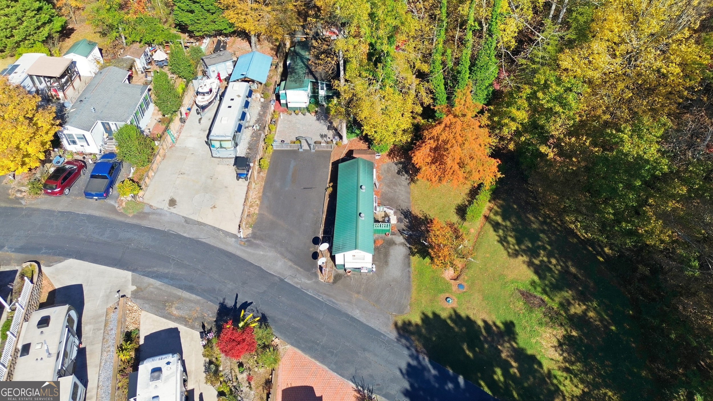105 Holiday Loop Cleveland, GA 30528 - Photo 35 of 41 an aerial view of a house