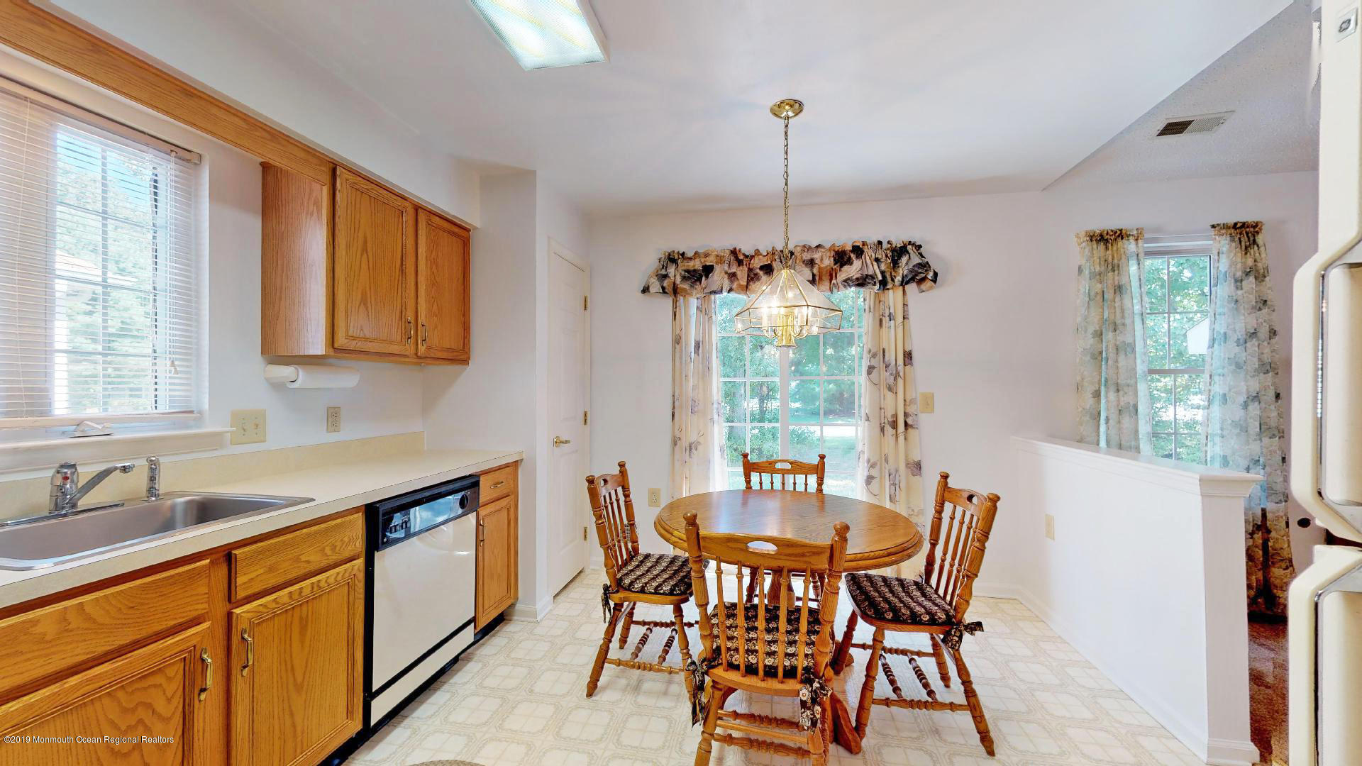 5 Penny Lane Jackson, NJ 08527 - Photo 6 of 46 5-Penny-Ln-08252019_221505