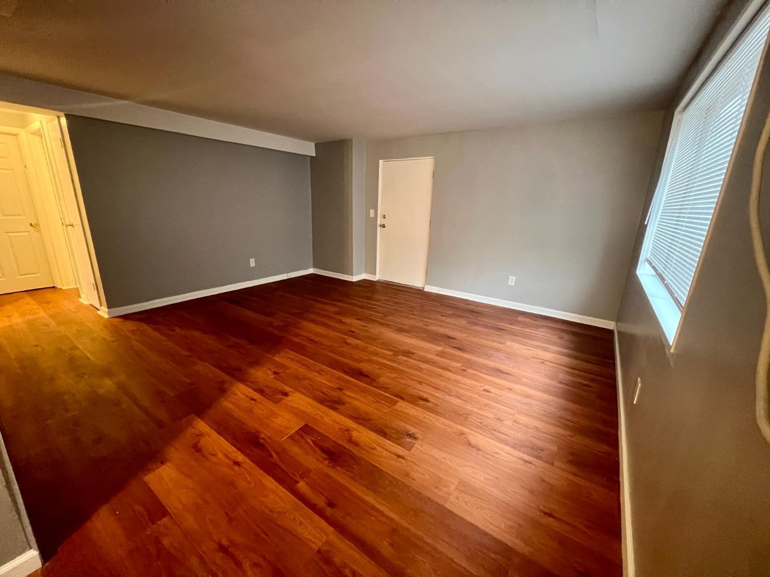 6366 Corbly Road, Unit 5 Cincinnati, OH 45230 - Photo 2 of 7