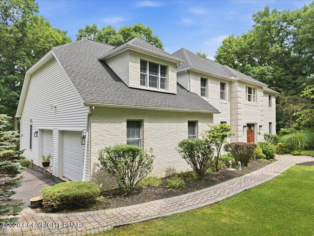 498 Twinbrook Road Wilkes Barre, PA 18702 - Photo 2 of 121 Front view