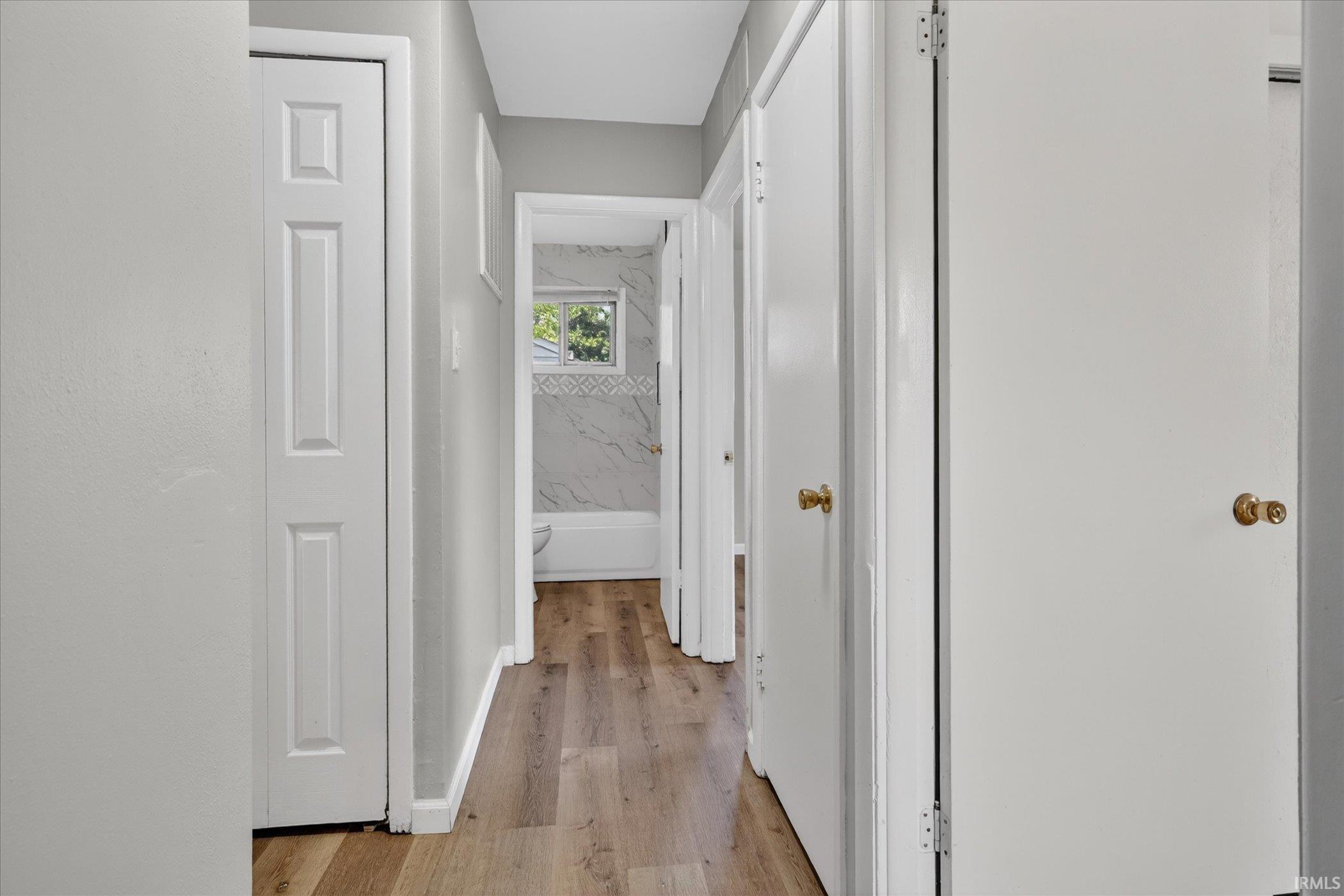 1403 East Ireland Road South Bend, IN 46614 - Photo 10 of 28