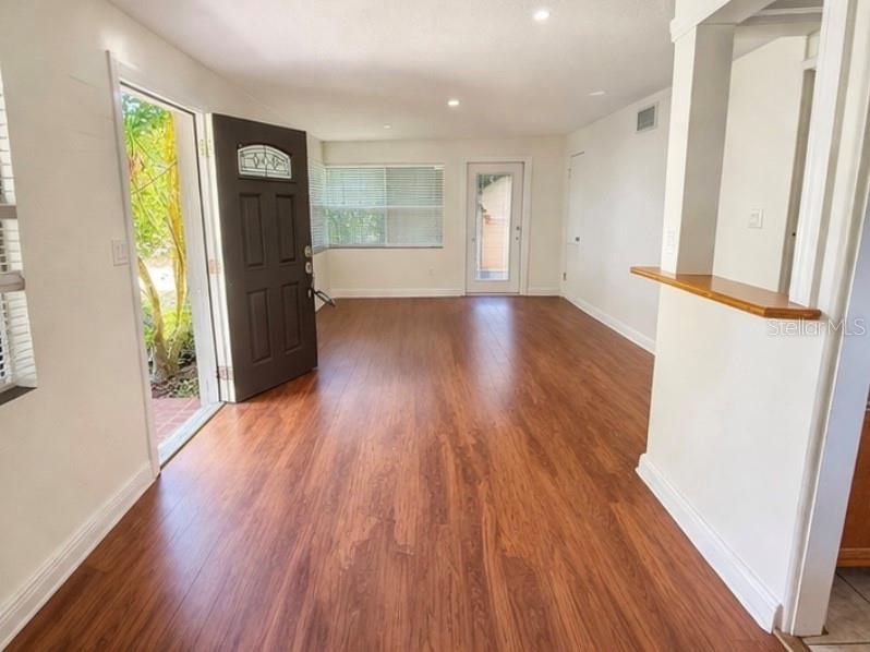 2420 Euston Road Winter Park, FL 32789 - Photo 3 of 11