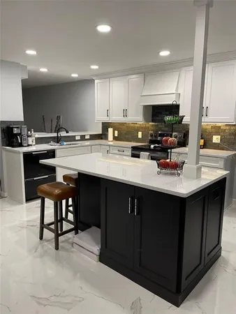 $275,000 | 2533 Dolly Bay Drive, Unit 203, Palm Harbor, FL 34684