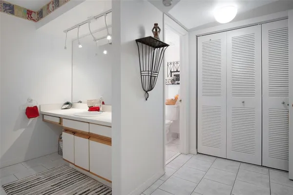 $275,000 | 2533 Dolly Bay Drive, Unit 203, Palm Harbor, FL 34684