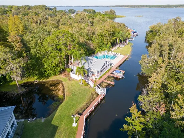 $275,000 | 2533 Dolly Bay Drive, Unit 203, Palm Harbor, FL 34684