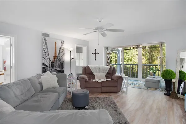 $275,000 | 2533 Dolly Bay Drive, Unit 203, Palm Harbor, FL 34684