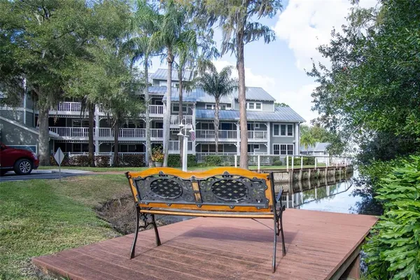 $275,000 | 2533 Dolly Bay Drive, Unit 203, Palm Harbor, FL 34684