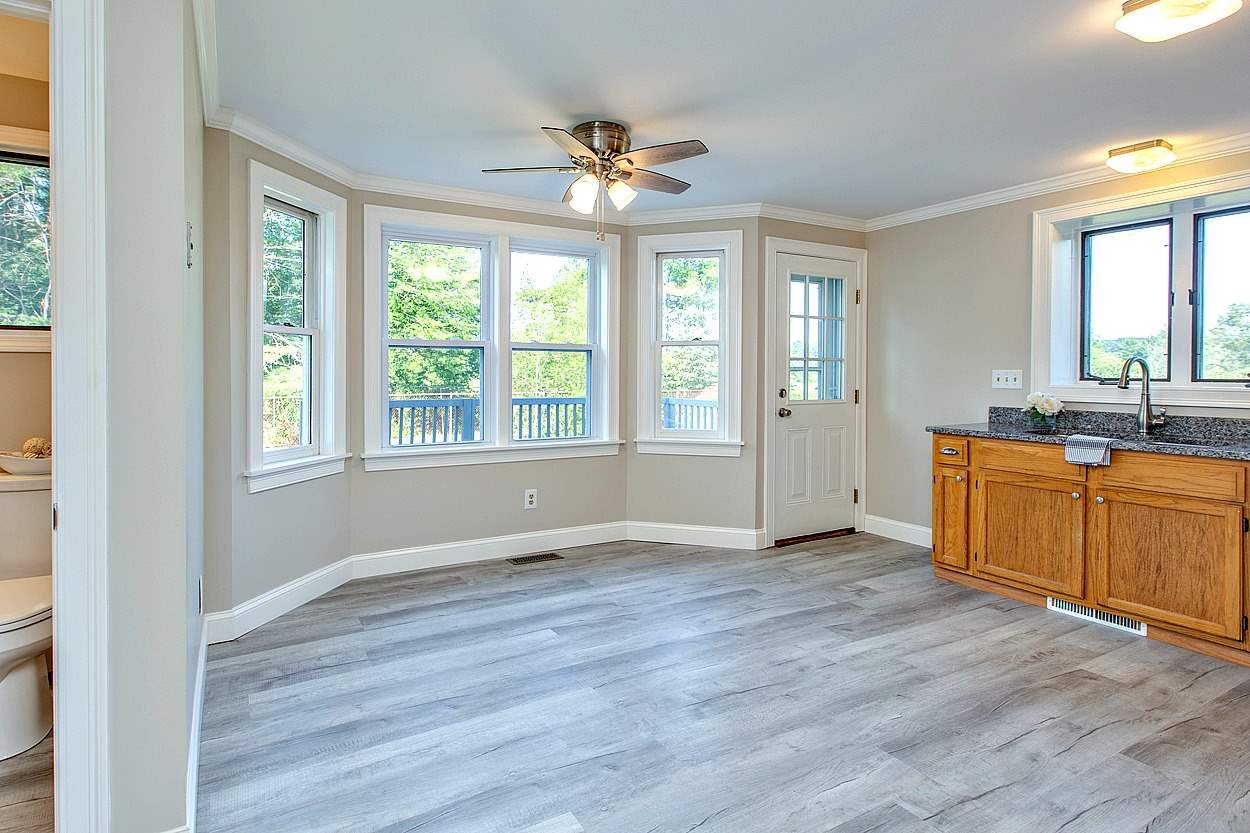 2 1/2 Fenway Street, Unit R Derry, NH 03038 - Photo 4 of 31