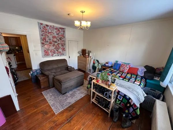 $1,525 | 797 Main Street, Unit 6, Amherst, MA 01002