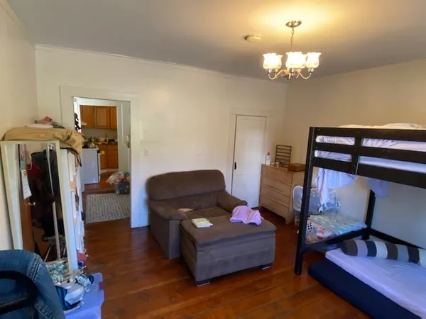 $1,525 | 797 Main Street, Unit 6, Amherst, MA 01002