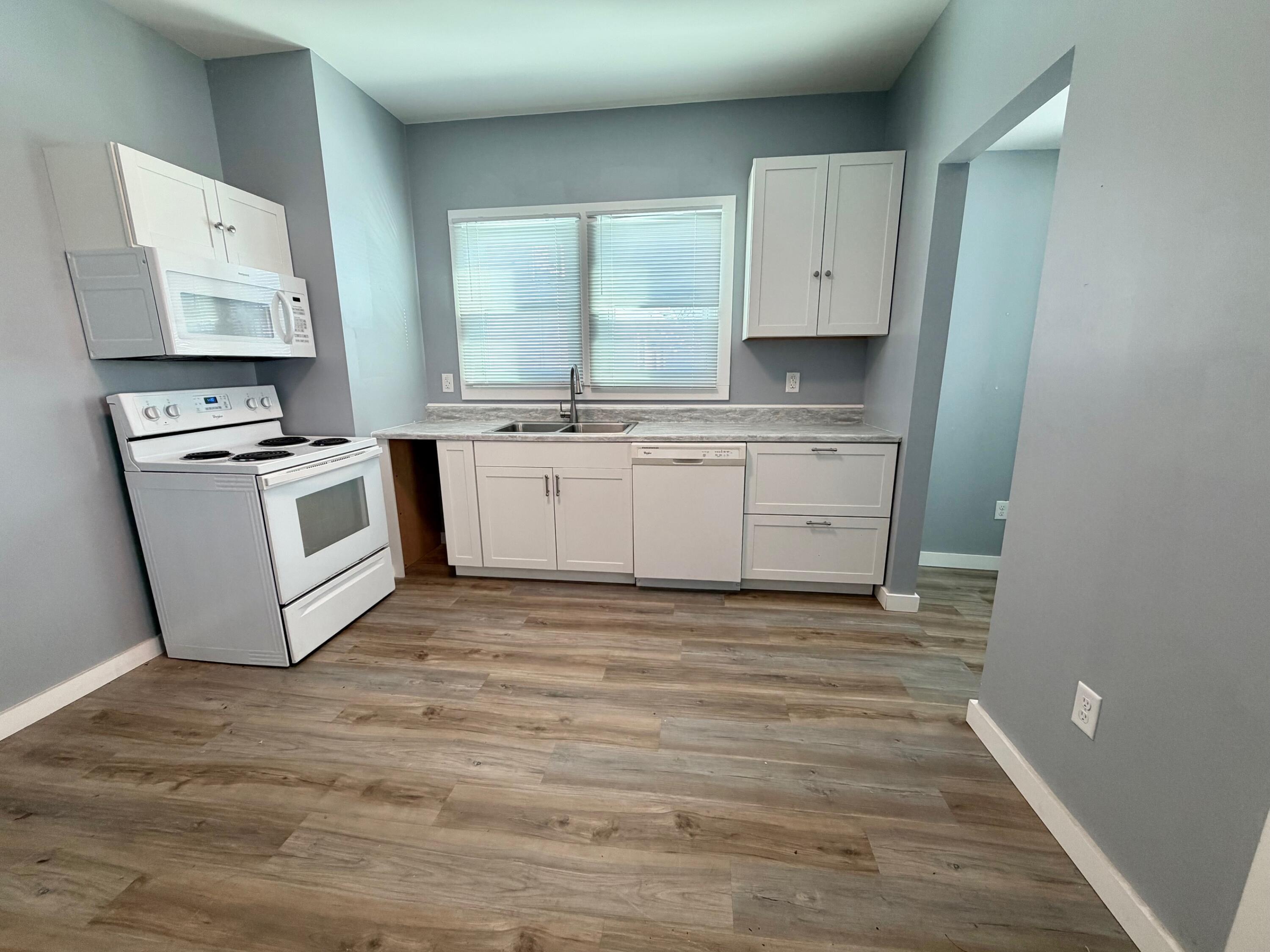 469 East Cecil Street Springfield, OH 45503 - Photo 16 of 21