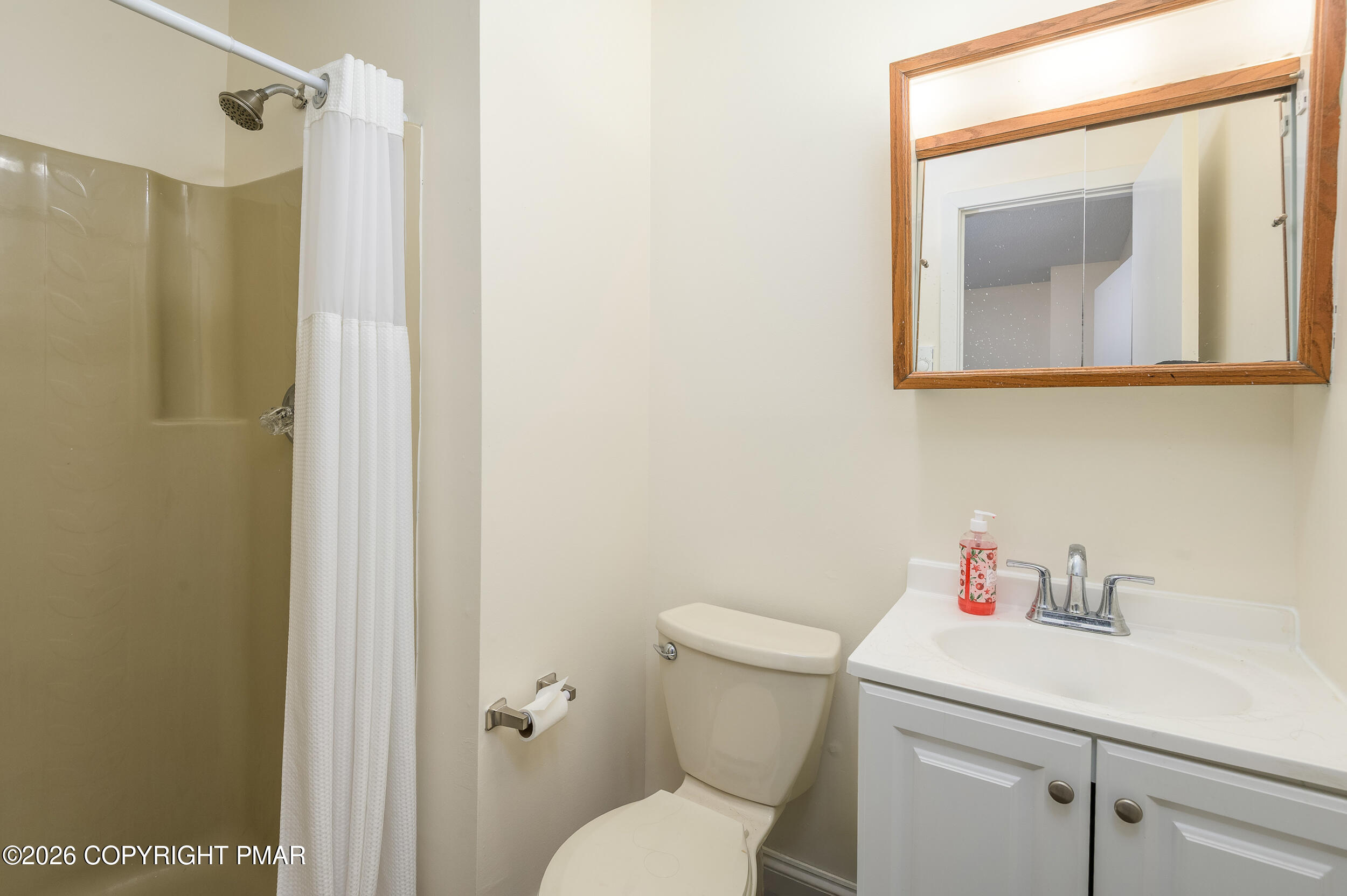 145 Ridge Drive Tannersville, PA 18372 - Photo 24 of 29 024-145ridge-mbertsch