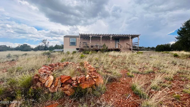 $130,000 | 64525 North Flaming Star Drive, Seligman, AZ 86337